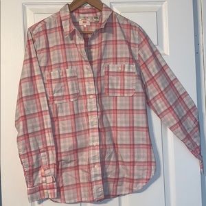 Levi’s Pink Plaid Flannel Button-Up